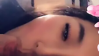 Video Su Snapchat Di Una Ragazza Asiatica Che Fa Un Pompino