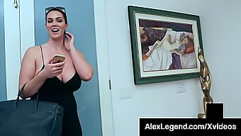 Kıvrımlı Esmer Alison Tyler, Büyük Bir Penisin Hareketini Deneyimliyor!