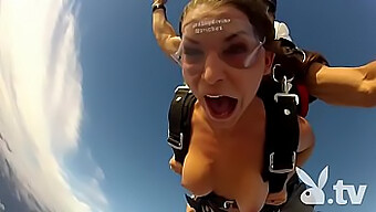 Vzrušující Skydiving Dobrodružství Pro Členy Pouze Na Txxx.Com