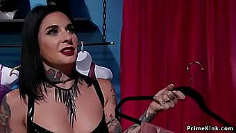 Esclavo Bdsm Recibe Sexo Duro De Su Dominante Ama