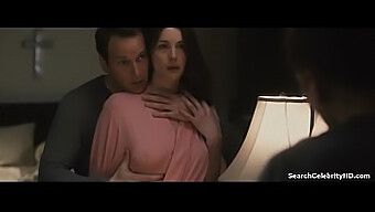 Performanța Seducătoare A Lui Liv Tyler În Thrillerul De Înaltă Altitudine