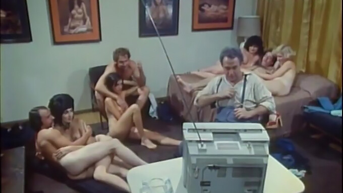 Vintage Group Sex With Hairy Women