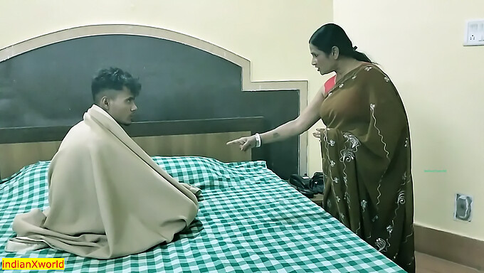 ¡sexo Apasionado De La Madrastra India Con Su Hijo Adolescente!