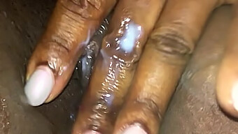 Fingering Fun - Trime3fa7a29-8613-43eb-B618-9beffa9251a2.Mov