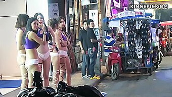 Las Verdaderas Chicas Tailandesas Ofrecen Servicios Excepcionales En Pattaya, Tailandia.